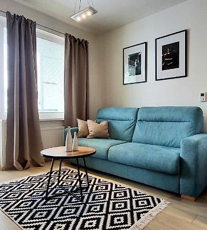 Apartman Soul 200 M Do Centra S Private Parking Free Lägenhet Košice Exteriör bild