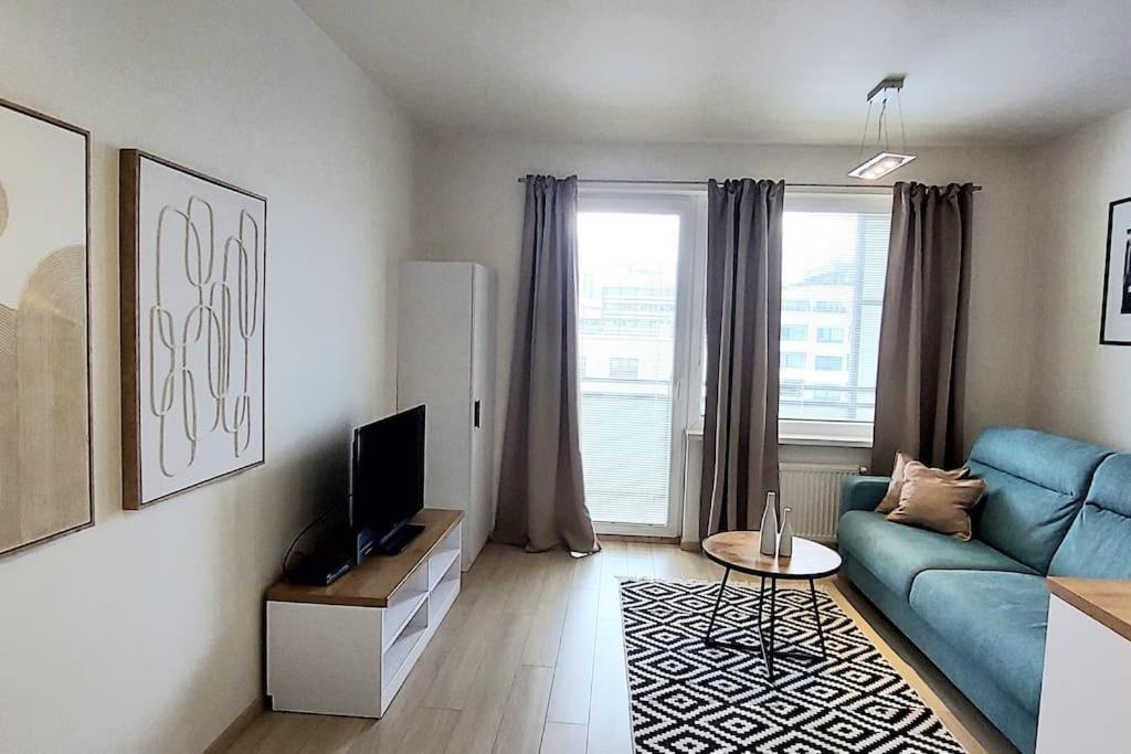 Apartman Soul 200 M Do Centra S Private Parking Free Lägenhet Košice Exteriör bild